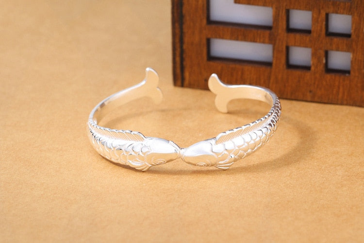 Save the Fish Bracelet | Sterling Kissing Ocean Fish Jewelry