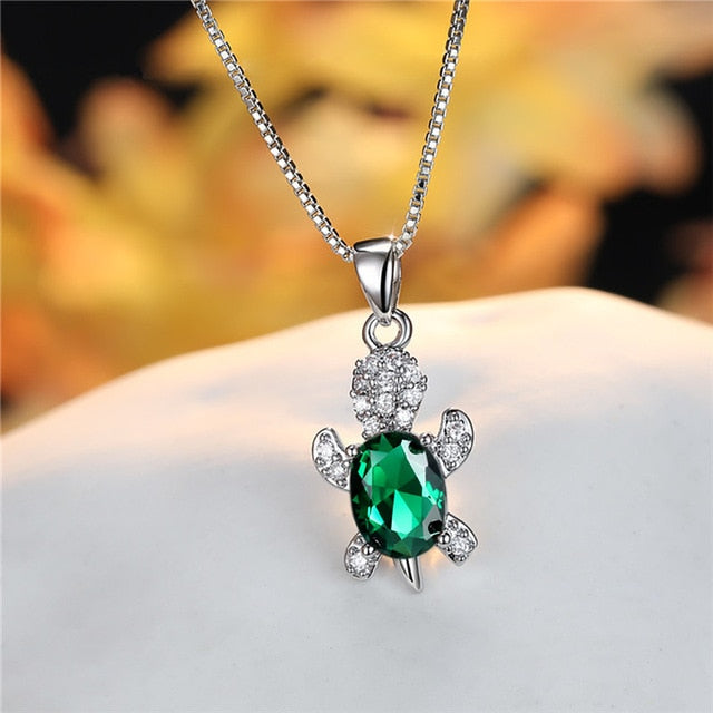 Dancing Turtle: Emerald – Minka Jewels